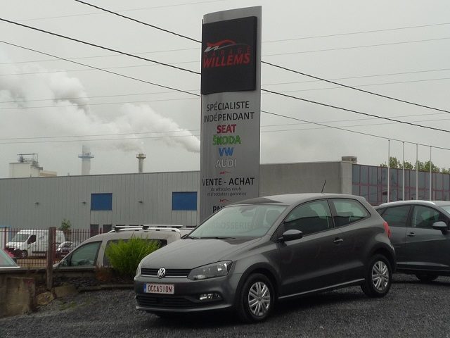 VW POLO CONFORTLINE 3P. – 1.2TSI 75CV – 2014 – 8900€