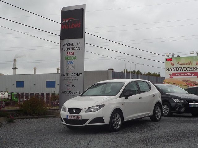 SEAT IBIZA 5P 1.2 ESSENCE 70CV – 2010 – 5500€