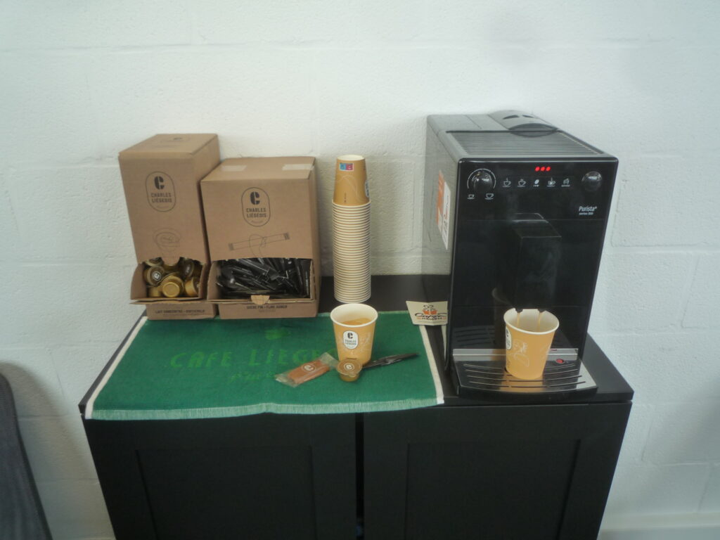 Dégustez un Café Pendant que Nous Prenons Soin de Votre Véhicule